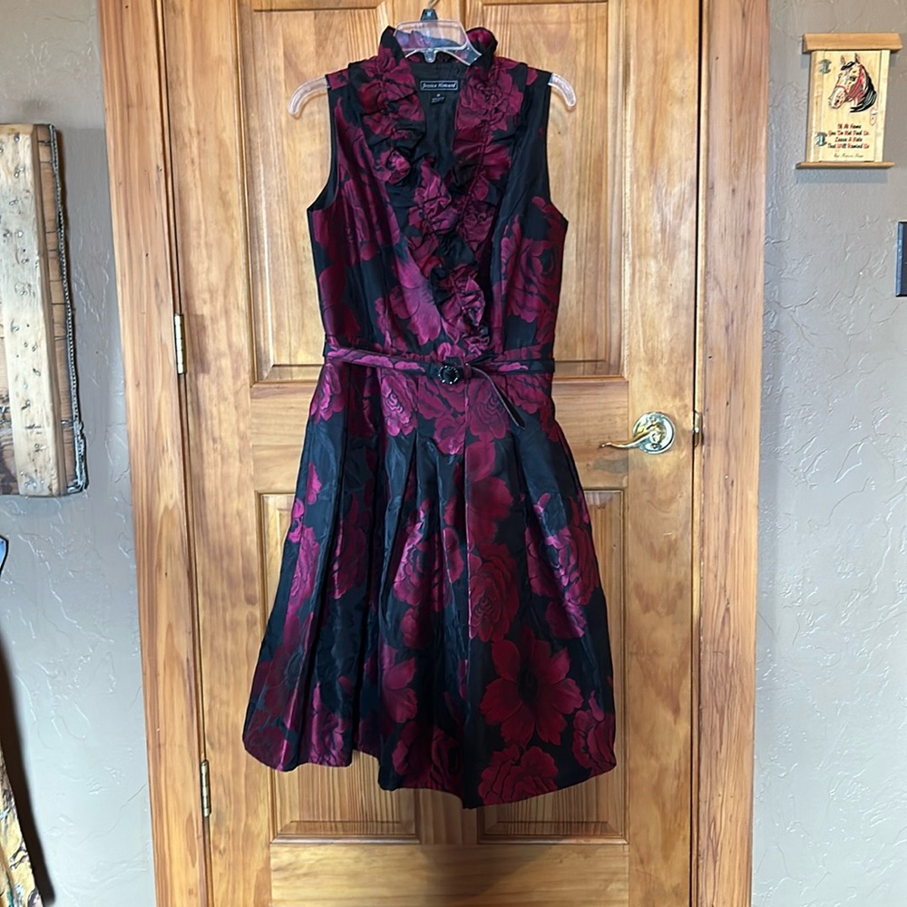 Jessica Howard Dress
